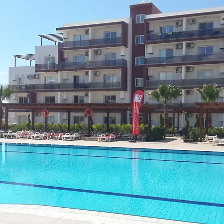 Апартаменты Studio In Cyprus Perivolia tou Trikomou